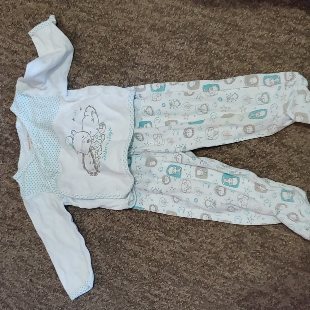 Fisher price 2 piece pjammas size 9 months